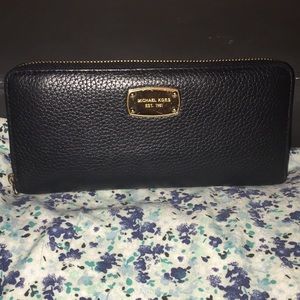 Michael Kors Black Leather Continental Wallet